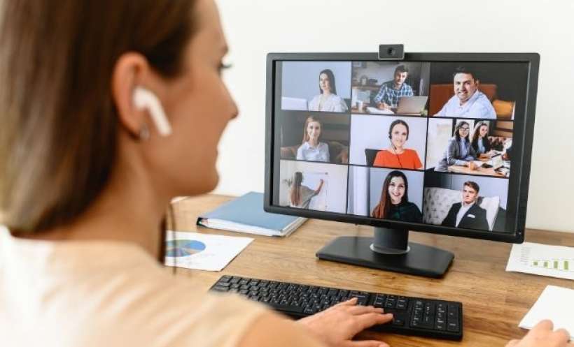 Thumb hybrid working is the new normal